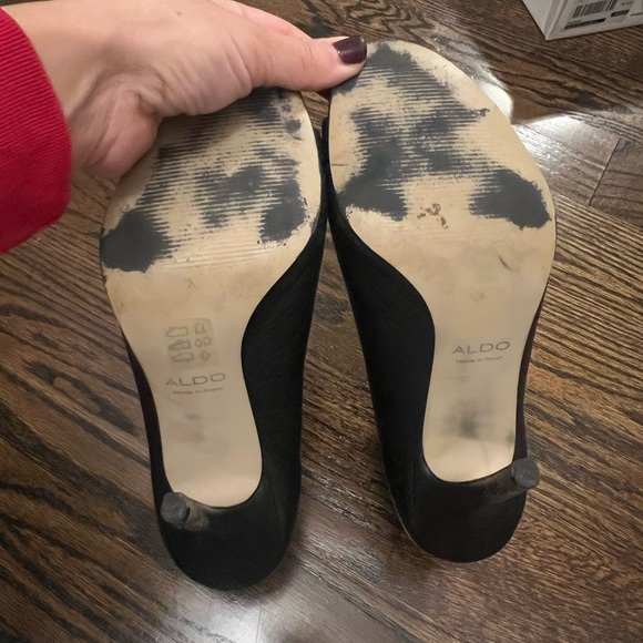 Aldo Black Leather peep toe bootie size 9 - Picture 4 of 4